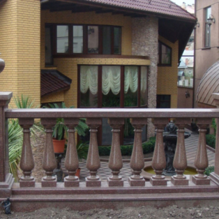 Балясина из гранита б-009